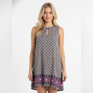 Caramela size medium geometric trapeze dress